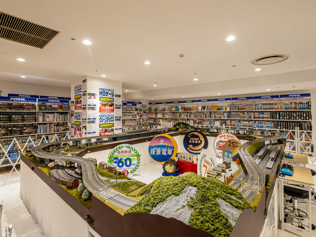 駿河屋 本店 駿河屋ビルの画像 2枚目