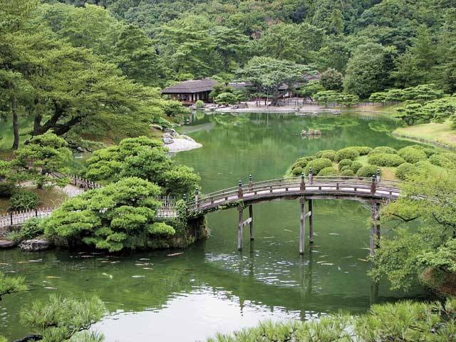 栗林公園の画像 1枚目