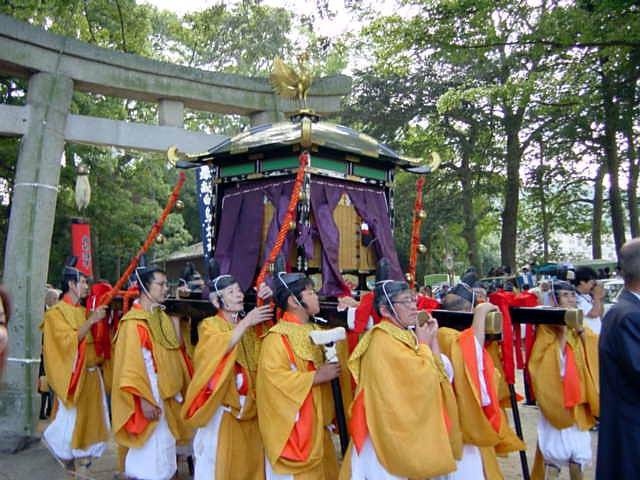 白鳥神社秋季大祭の画像 1枚目
