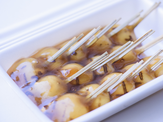 ぢゃんぼ餅 淀川屋の画像 1枚目