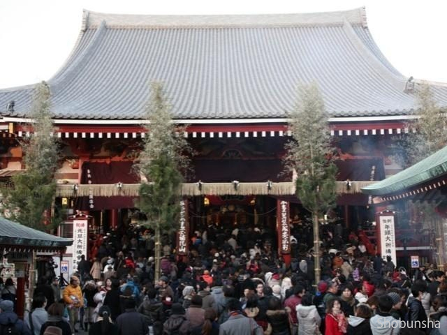 第4位 浅草寺 【東京都】 約295万人