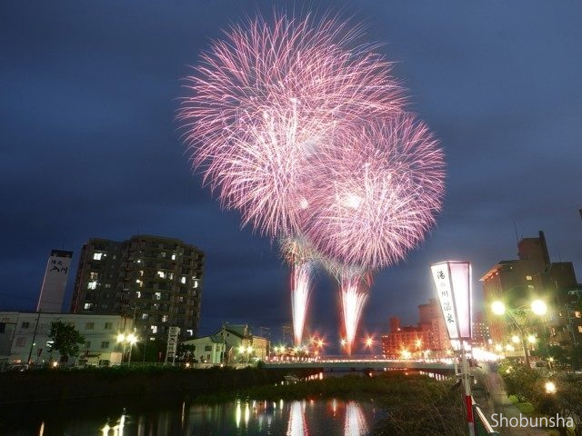 湯の川温泉花火大会(北海道)