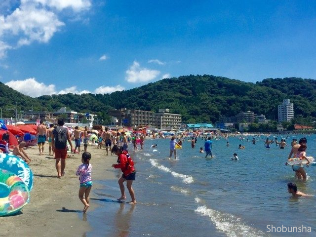 遠浅でおだやか 逗子海水浴場(神奈川県)