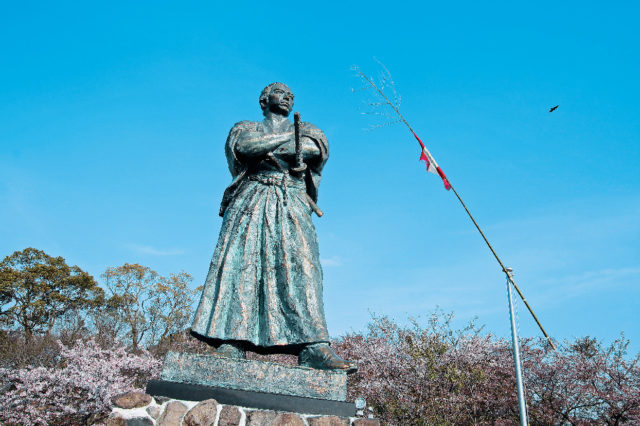 【長崎×龍馬ゆかりの地観光1】高台のビュースポットで龍馬に出会う「風頭公園」