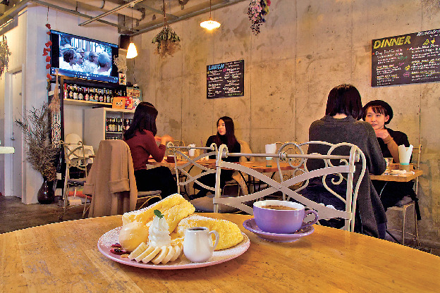 福岡 天神周辺 夜カフェ ちょい飲みやスイーツでまったり まっぷるトラベルガイド