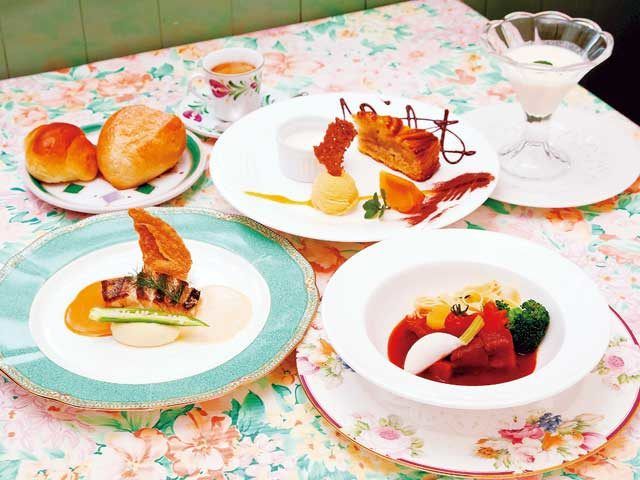 弘前 洋館の街で味わう フレンチ贅沢ランチ まっぷるトラベルガイド