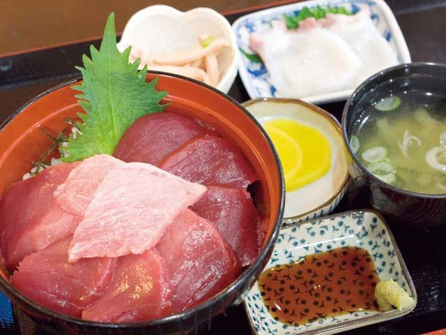 青森 下北グルメ 新鮮魚介 名物料理がいっぱい まっぷるトラベルガイド