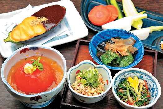 【京都のおばんざいが楽しめる居酒屋】おうちごはん ここら屋 御幸町本店