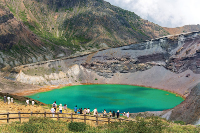 蔵王エコーライン 爽快ドライブ 絶景 御釜を目指す 観光旅行メディア まっぷるトラベルガイド