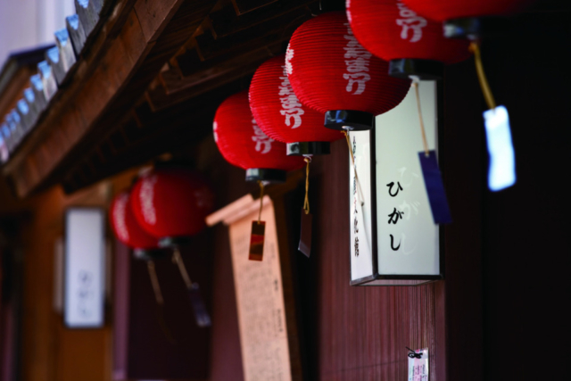 【ひがし茶屋街】金沢の風情ある街を満喫！ おすすめの観光・グルメスポットをご紹介！ 観光旅行メディア｜まっぷるトラベルガイド