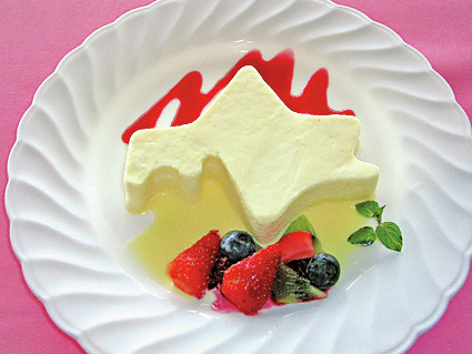 【函館×夜景が見えるレストラン&バー】函館山山頂でパノラマ夜景と洋食を「レストランジェノバ」