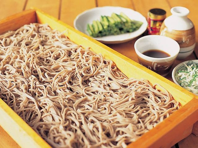 【原村&富士見高原×グルメ】縁側で味わう手打ちそば「田舎そば 三井」