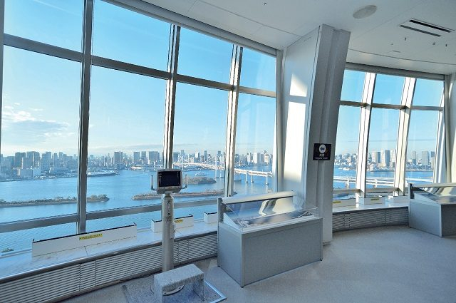 14:30 東京観光と言ったら!フジテレビで局内めぐり♪