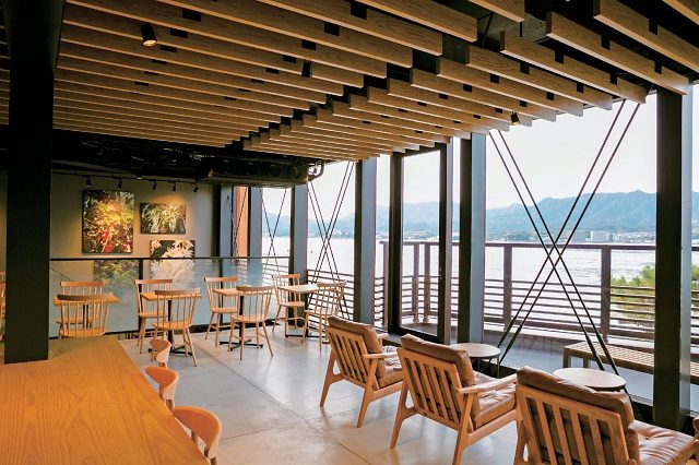 スターバックスコーヒー厳島表参道店
