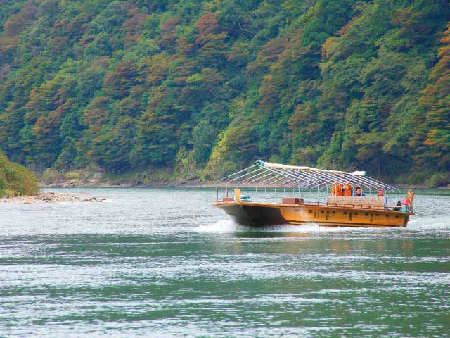 最上川舟下り 人気アクティビティ どっちを選ぶ 観光旅行メディア まっぷるトラベルガイド