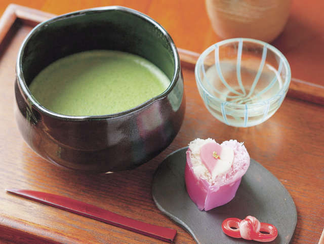 島根 松江 お抹茶 スイーツでほっこり 茶の湯文化に親しもう まっぷるトラベルガイド