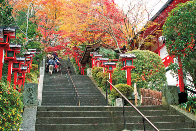 京都郊外 鞍馬 貴船 紅葉おすすめスポット 観光旅行メディア まっぷるトラベルガイド