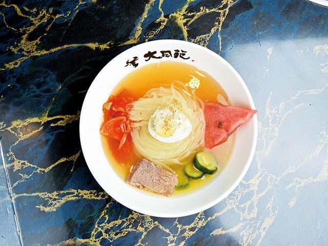 盛岡冷麺 牛スープ キムチのピリ辛麺 おすすめ店 まっぷるトラベルガイド