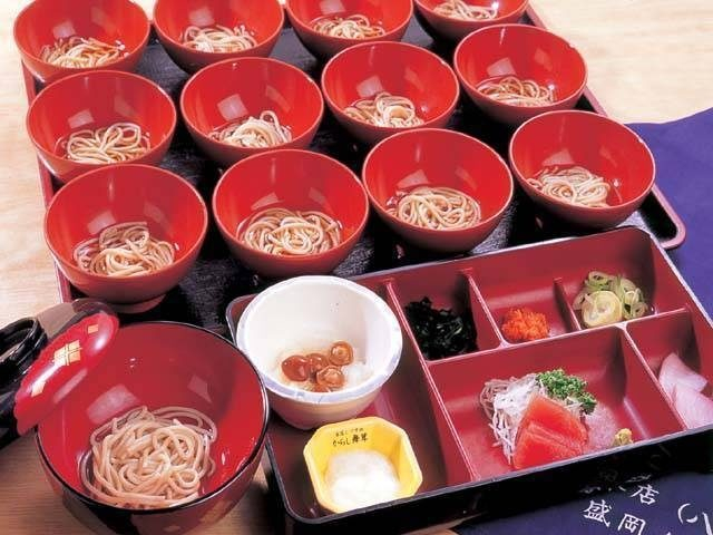 岩手 盛岡わんこそば 究極のおもてなし麺 目指せ100杯 まっぷるトラベルガイド