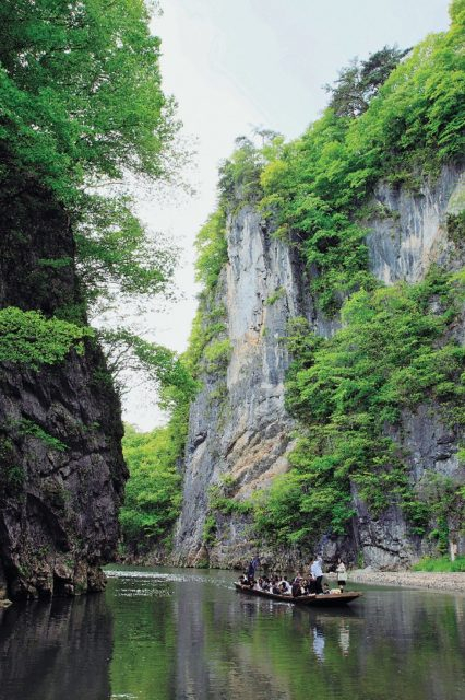 一関 二大渓谷 猊鼻渓 厳美渓 どっちも行きたい まっぷるトラベルガイド