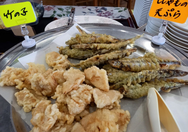 道の駅 くつき新本陣のご当地グルメ