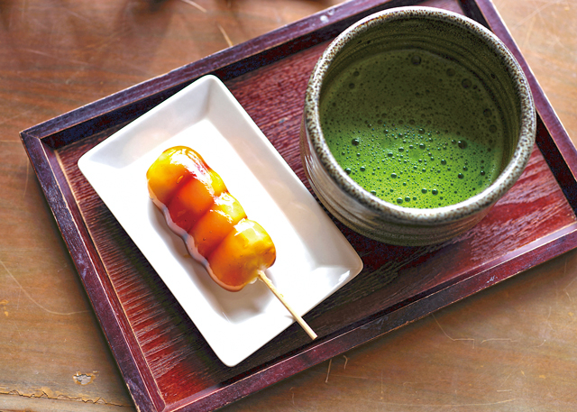 【伊根のカフェ&海辺のランチ】伊根の舟屋 雅