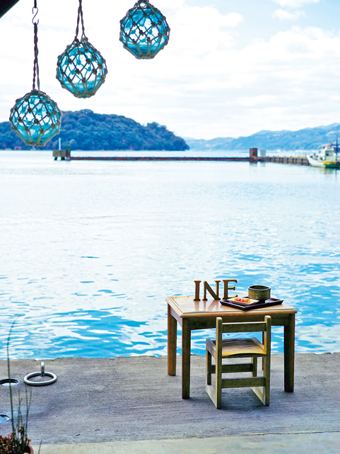 【伊根のカフェ&海辺のランチ】伊根の舟屋 雅