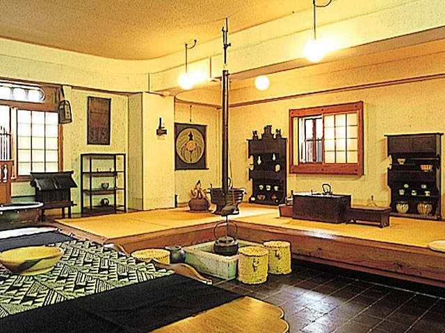 ガイドブック編集部が制作 石鎚山 伊予西条のおすすめ観光旅行ガイド記事 まっぷるトラベルガイド