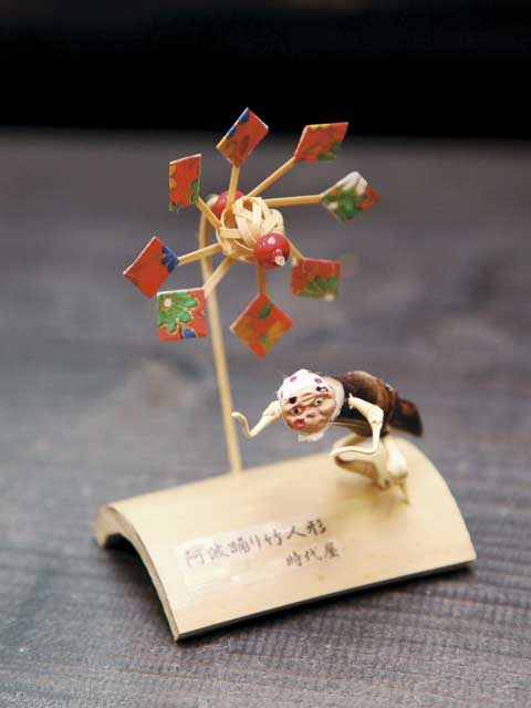 【うだつの町並み×観光】おみやげに竹細工はいかが? 竹人形づくりに挑戦!「時代屋」