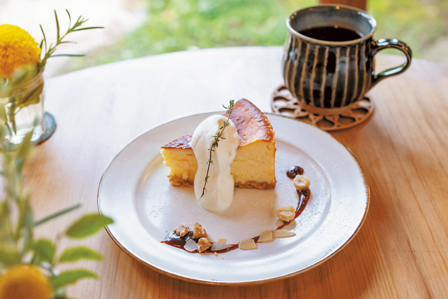 ゆったりとした空気が流れる築80年の邸宅を改築した隠れ家「古民家カフェ haru.」