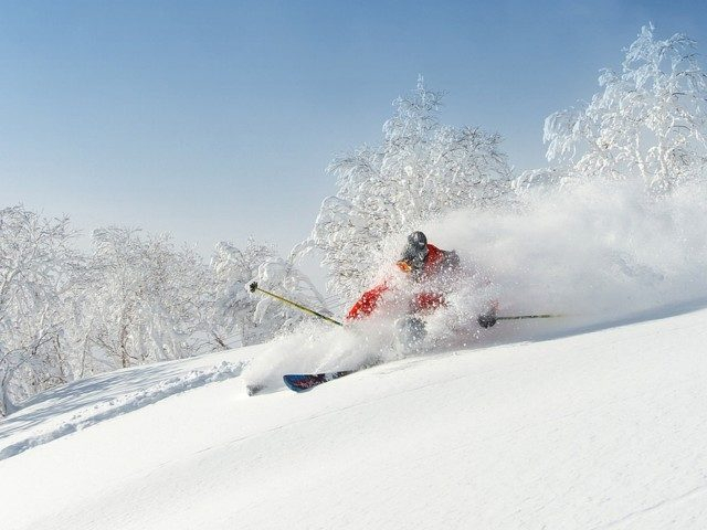 本気でスキーがしたいなら 上級者向けコース充実 多彩なコースの本格スキー場 観光旅行メディア まっぷるトラベルガイド