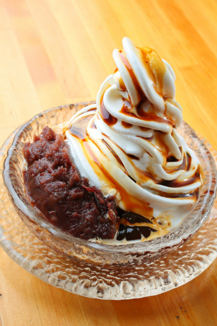 自家焙煎のコーヒーと手作りの和スイーツで一服「茶房 藍花」