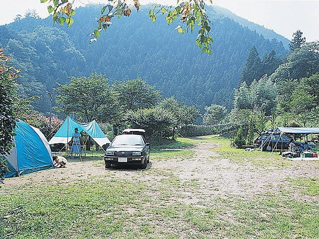 秋川渓谷 気軽なデイキャンプでバーベキューを楽しもう まっぷるトラベルガイド