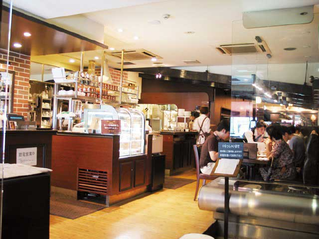 新宿のおしゃれカフェ17選 人気の喫茶店も まっぷるトラベルガイド