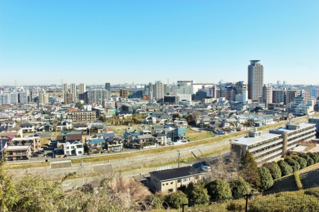 耳をすませば 聖地巡り 東京 聖蹟桜ヶ丘おさんぽ旅 ジブリ映画の世界へ まっぷるトラベルガイド