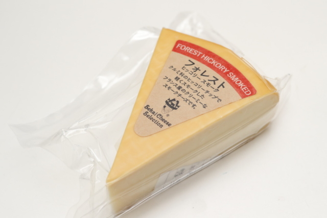 スモークチーズの人気おすすめ9選 香ばしくて美味しい 食べ方のアレンジ付き まっぷるトラベルガイド