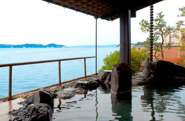 石川県 和倉温泉 山中温泉 山代温泉 憧れの高級旅館 温泉宿ガイドブックのプロがおすすめする 一度は泊まりたい至高の宿 27枚目の画像