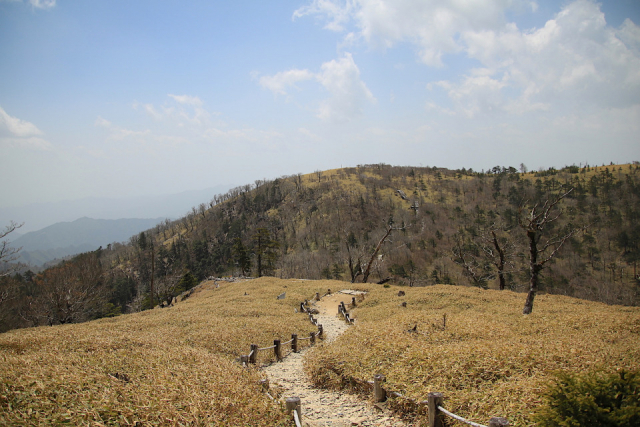 絶景 関西の登山スポット10選 日帰りで楽しいおすすめの名山が勢ぞろい まっぷるトラベルガイド