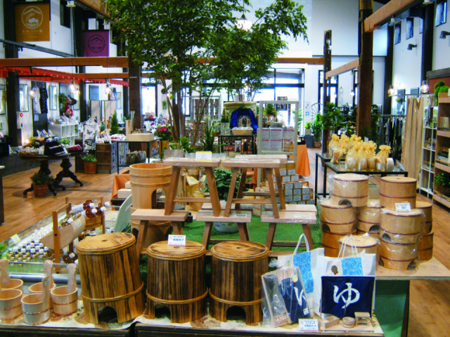 矢掛観光③:バンケットホール&ショップギャラリーあかつきの蔵