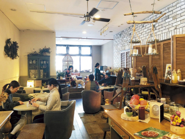 軽井沢のペット可レストラン カフェ25選 便利なワンコ情報も まっぷるトラベルガイド