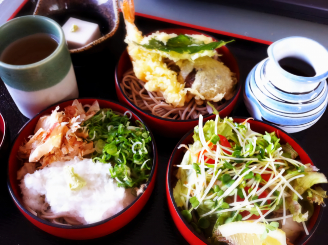 道の駅 いながわのご当地グルメ