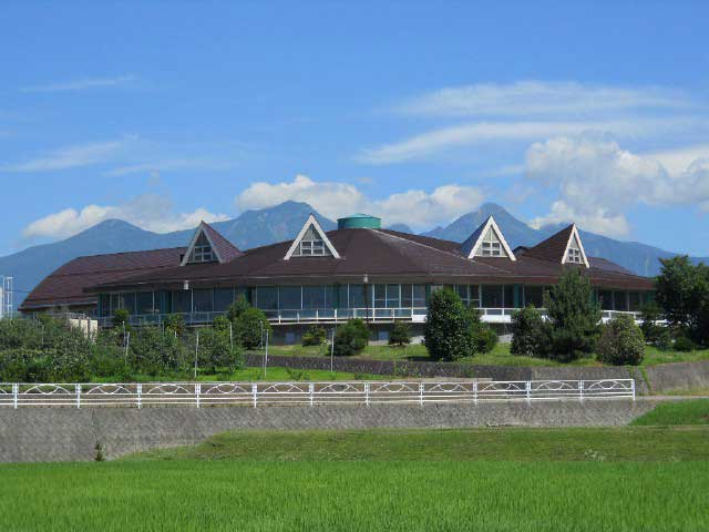 【山梨県・北杜市の日帰り温泉】たかねの湯