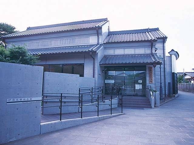 【千葉・佐原×観光】伊能忠敬の功績と地図の歴史を学ぶ「伊能忠敬記念館」