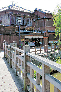 【佐原×観光】時折響く水音に古き日がよみがえる「樋橋」