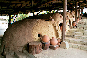 良心的な料金で陶芸体験が楽しめる「桧佐陶工房」