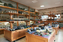 約150年の歴史をもつ窯元「大津晃窯」