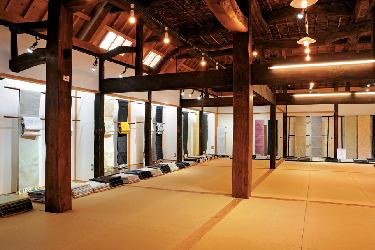 結城紬のキホンを学ぶ!