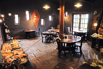 自家製パンが評判の農家レストラン「農家を味わう店ポラーノ広場」