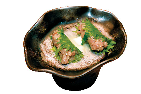 職人の技が光り彩りも鮮やか「波奈 総本店」