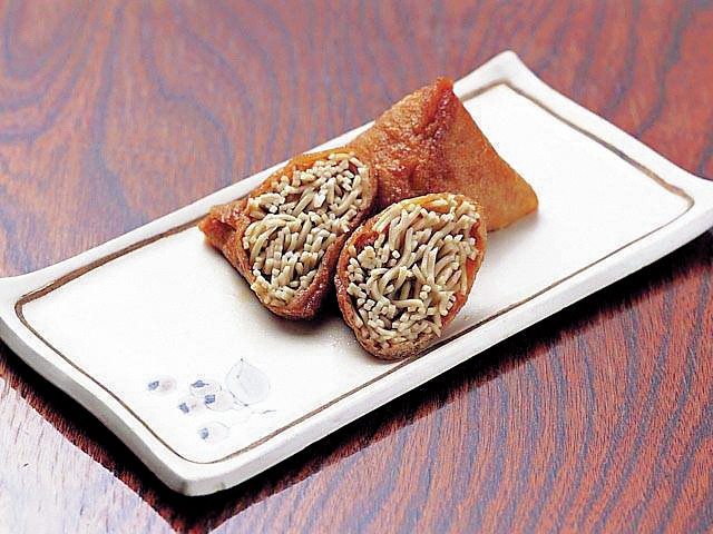 【茨城ご当地グルメ×笠間のいなり寿司】そば処で味わうそばいなり「そば処 つたや」